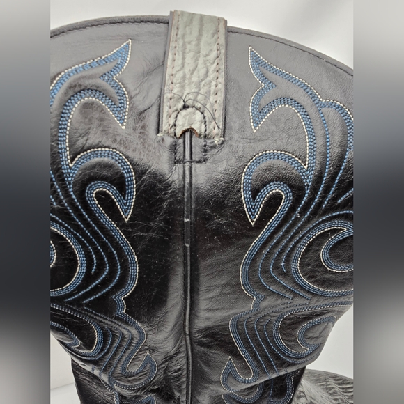 Wrangler Gray Shark Print Leather Boots - Picture 10 of 16